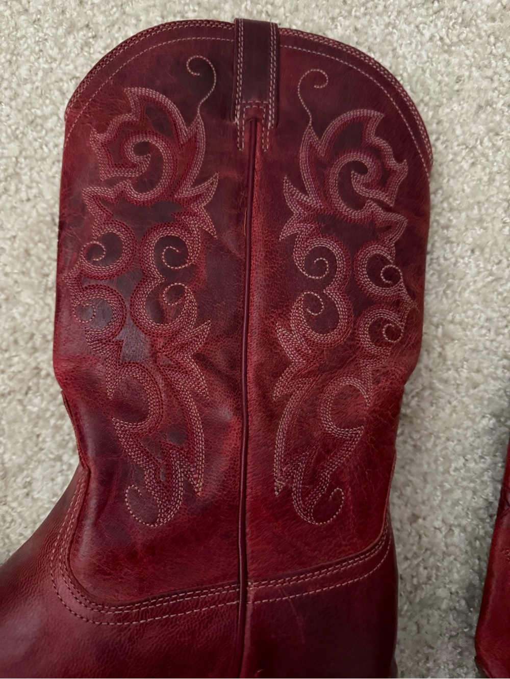 Ariat Distressed Red Leather Western Boot - Picture 3 of 6